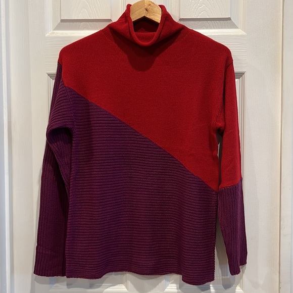NWT New York and Company Colorblock Mock Funnel Neck Sweater - Picture 2 of 10